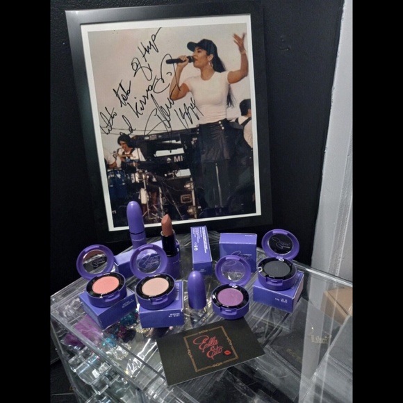 MAC Selena Eyeshadows Is It The Beat, Fotos y Recuerdos, Selena, Missing My Baby - Picture 1 of 5